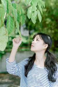 下山后：四个爸爸九个师父团宠我
