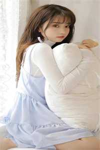 给未婚妻替罪后，他师承半仙