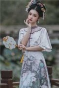 (快穿：尤物穿成万人嫌工具人女配)姜恬