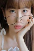 私藏读物《特种兵：我在亮剑攒功勋》叶